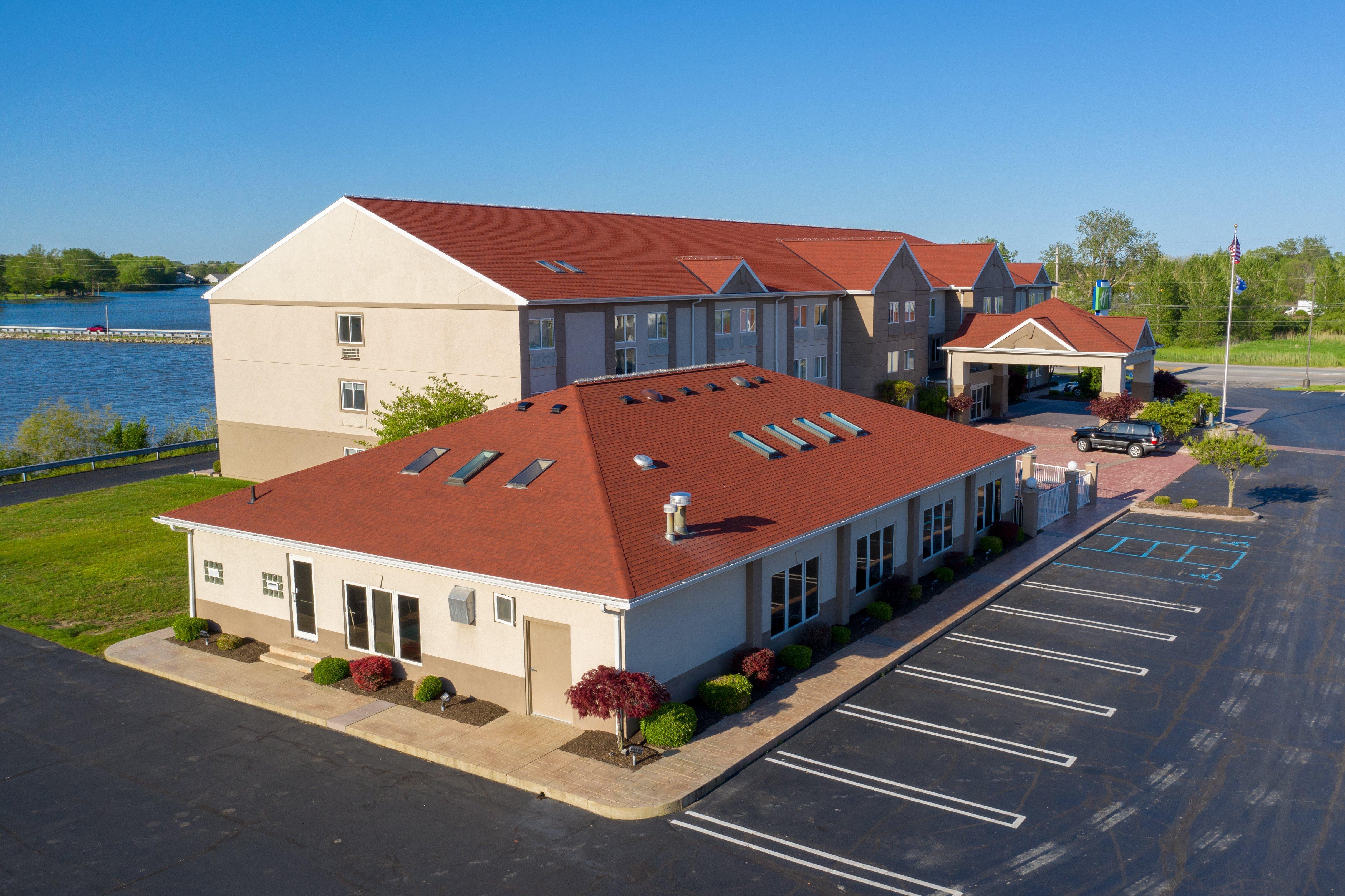 Holiday Inn Express Hotel & Suites Port Clinton-Catawba Island By Ihg Exterior foto